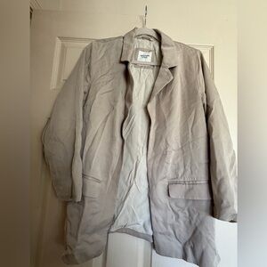 Abercrombie & Fitch Men's Trench Coat in Light Taupe